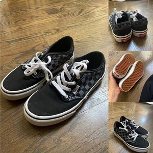 Vans boys size 3.0 perfect condition